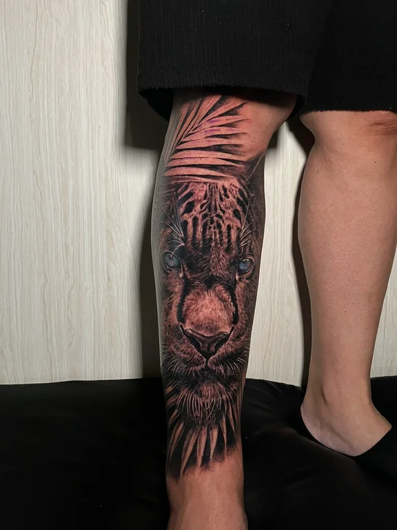 tiger heavy shading dark lion black grey soft shading full fullleg full leg tattoo canggu bali
