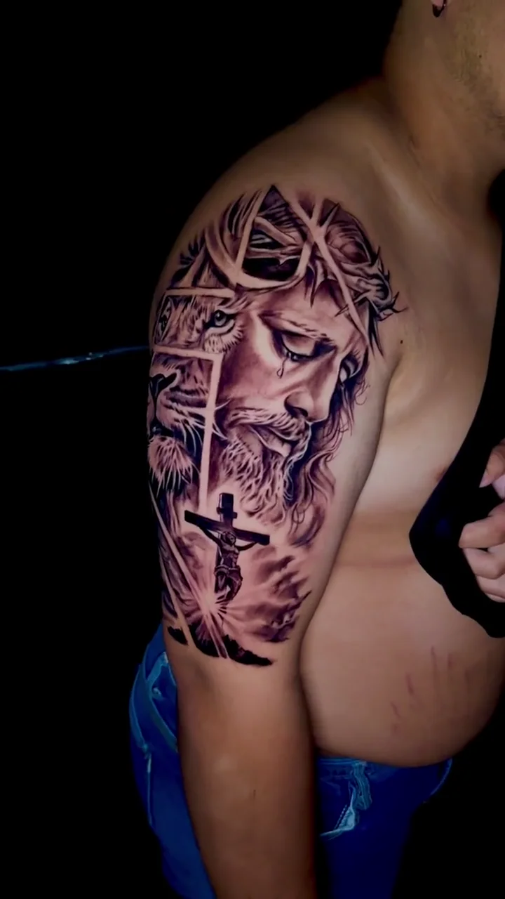 jesus crown thorns half sleeve big tattoo tattoo canggu bali