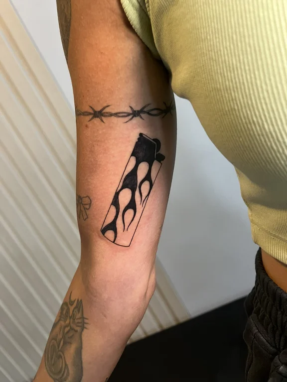 abstract blackwork hand black grey fire bold line dotwork fine line tattoo Canggu Bali