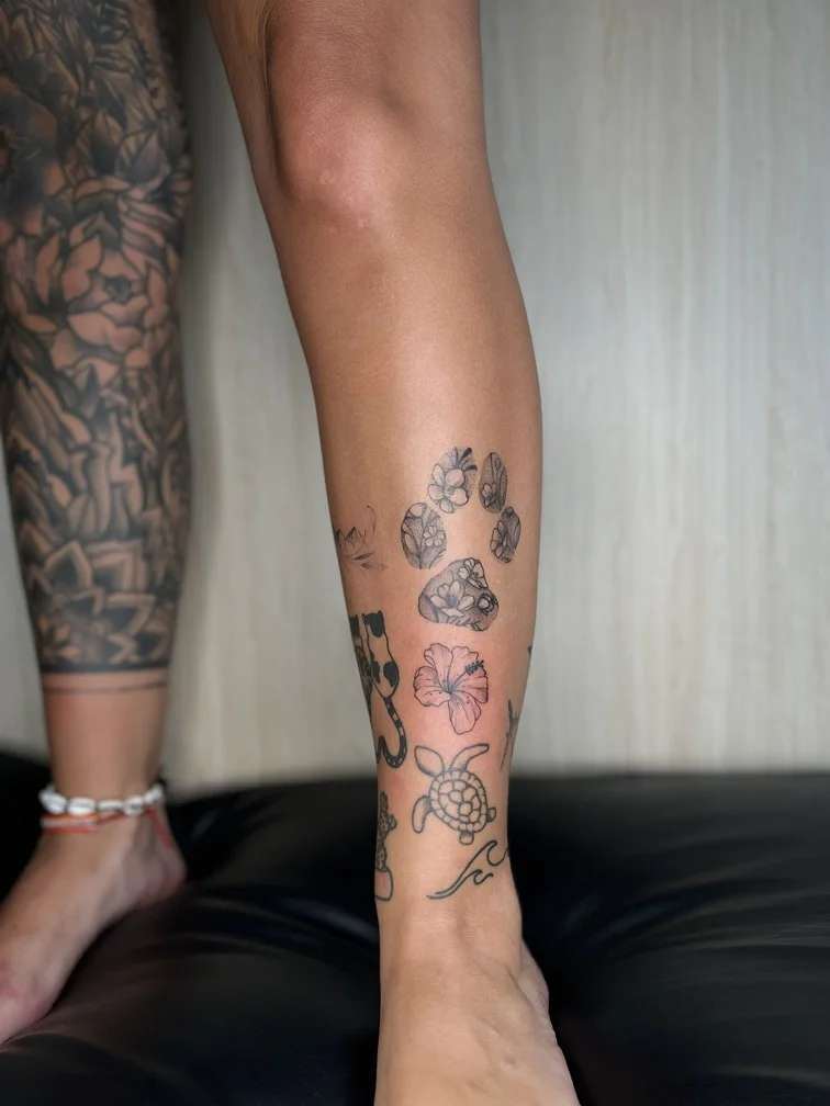 blackwork black tattoo man foot shading nature flower tattoo canggu bali