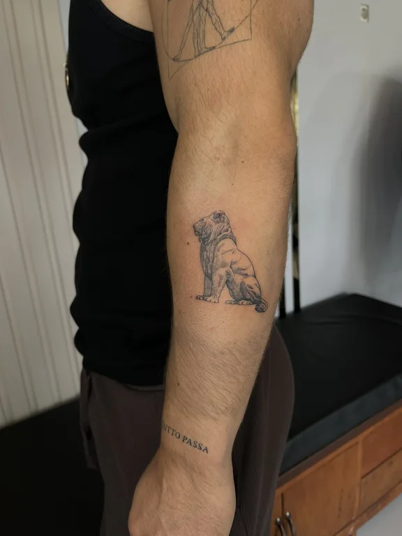 animal minimalist lion fine line cloud soft shading linework man tattoo Canggu Bali