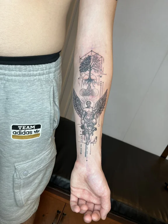 abstract blackwork man dotwork cloud black grey linework heavy shading tattoo Canggu Bali