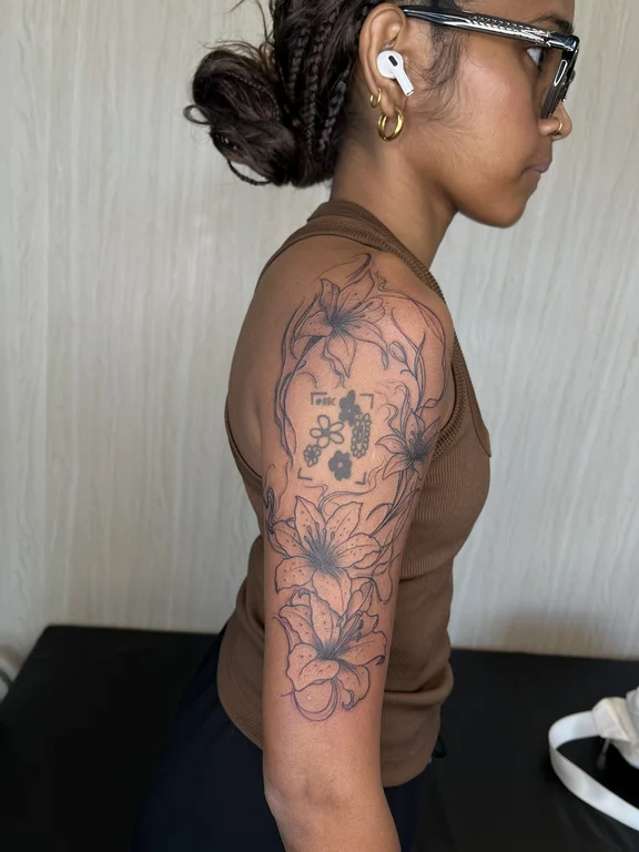 floral linework woman soft shading flower elegant cloud dotwork tattoo Canggu Bali