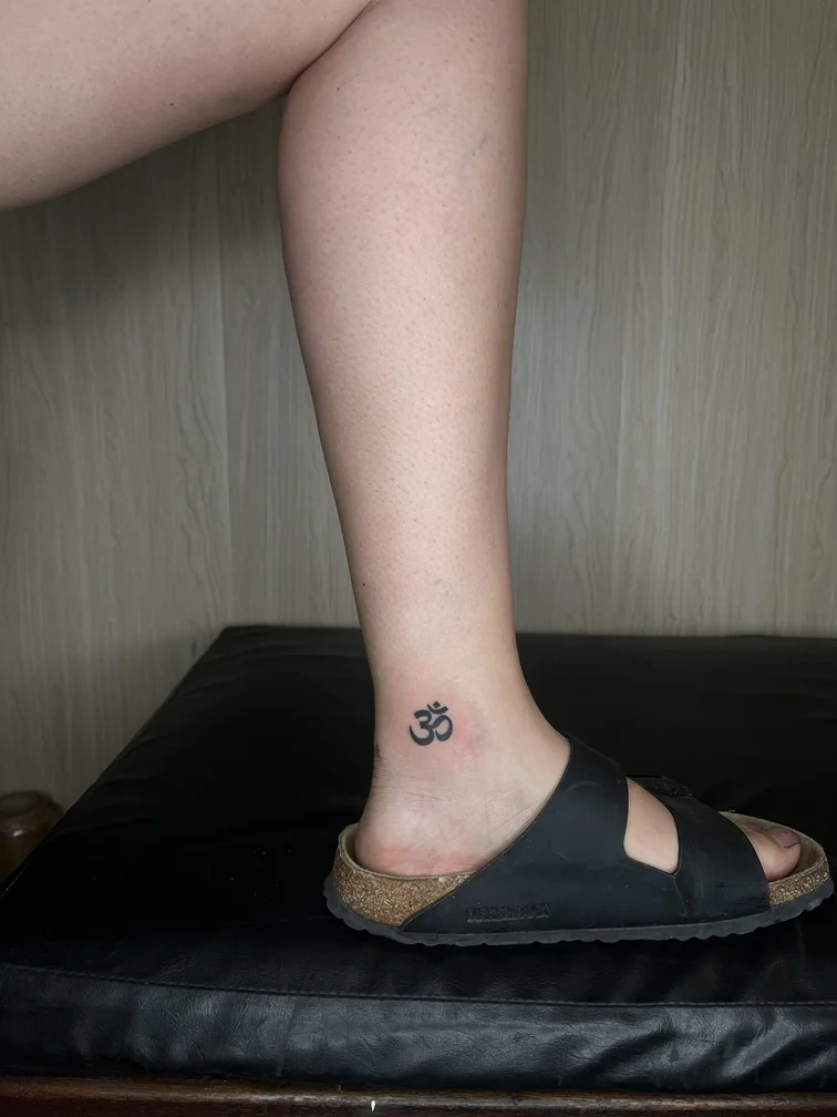 blackwork religious bali tattoo man foot black line tattoo canggu bali