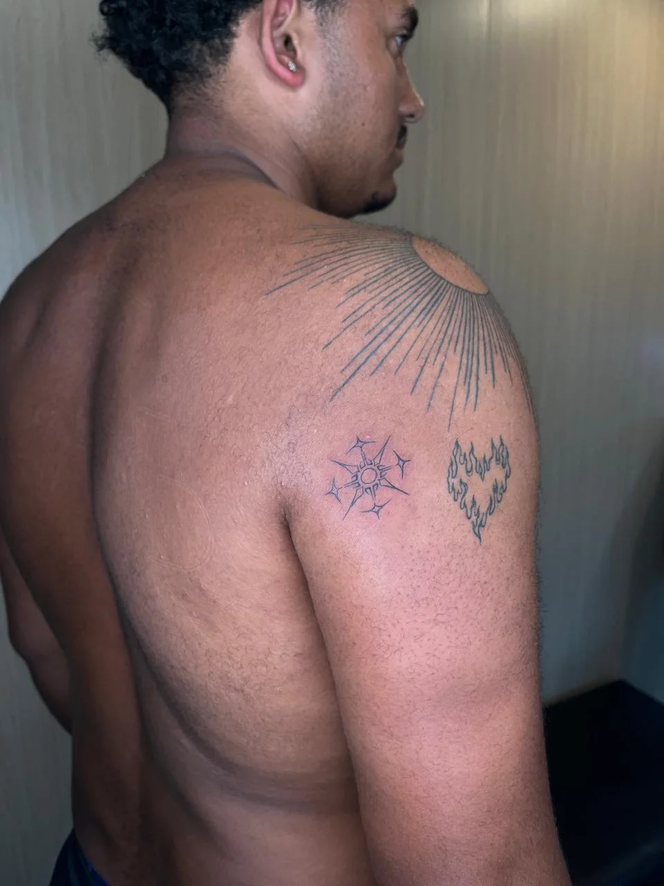 man hand star small minimalist abstract fine line line work line tattoo canggu bali