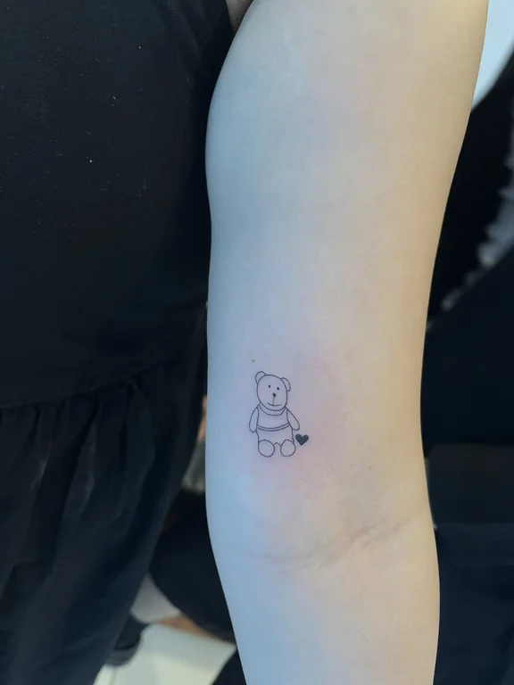 animal minimalist woman fine line minimal cloud soft shading elegant tattoo Canggu Bali
