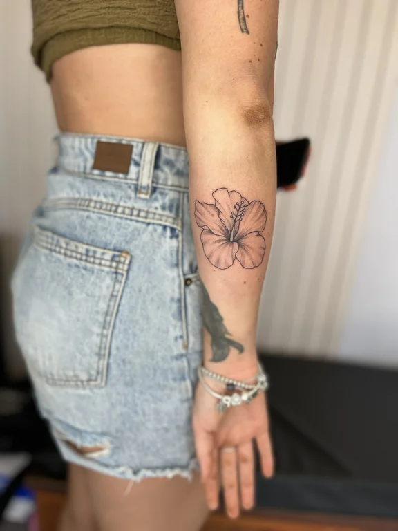 floral minimalist butterfly soft shading flower minimal elegant linework tattoo Canggu Bali