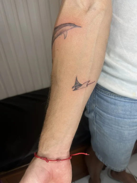 nature minimalist man fine line minimal soft shading black grey elegant tattoo Canggu Bali