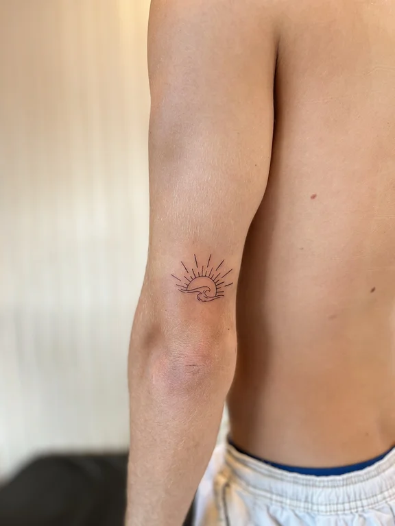 symbol minimalist eye dotwork sun minimal fine line spiritual tattoo Canggu Bali