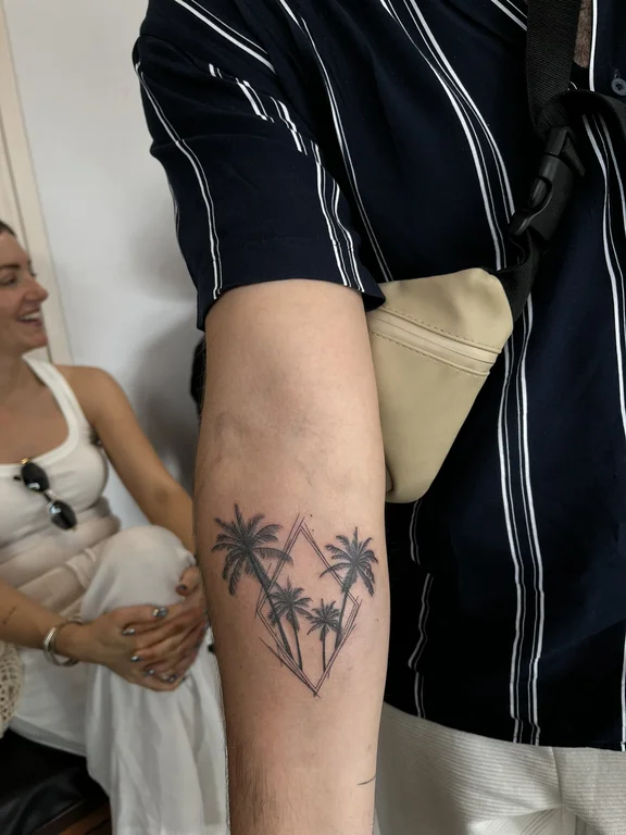 nature new school man soft shading sun linework black grey elegant tattoo Canggu Bali