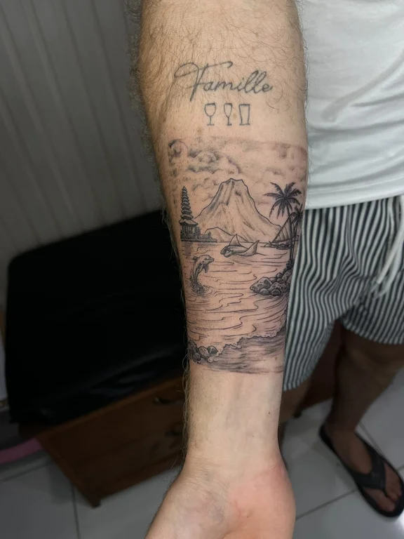 nature new school man soft shading wave heavy shading linework fine line tattoo Canggu Bali