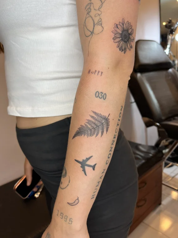 nature new school woman black grey elegant spiritual sun soft shading tattoo Canggu Bali